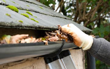 gutter cleaning Greenlooms, Cheshire